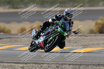 media/Oct-08-2022-SoCal Trackdays (Sat) [[1fc3beec89]]/Turn 14 (1050am)/